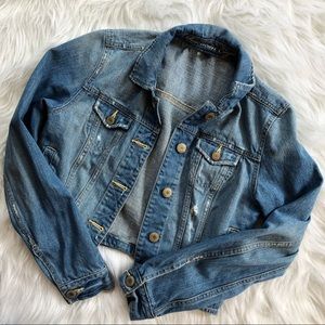 Distressed American Eagle cropped denim jacket
